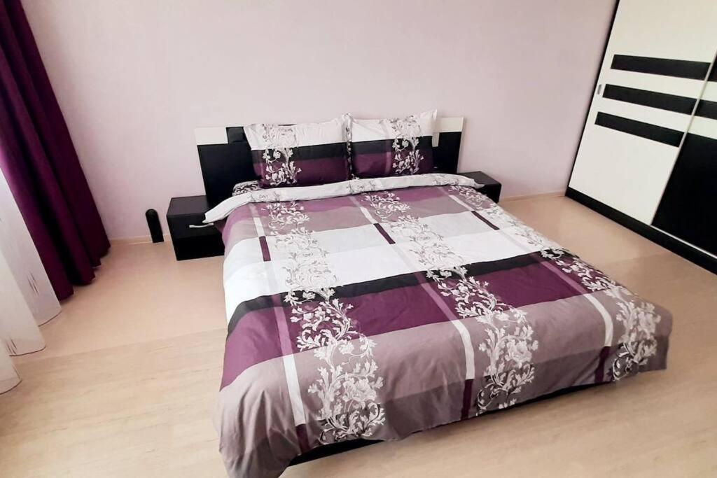 Soc Apartment Close To The Center Burgas Stad Buitenkant foto